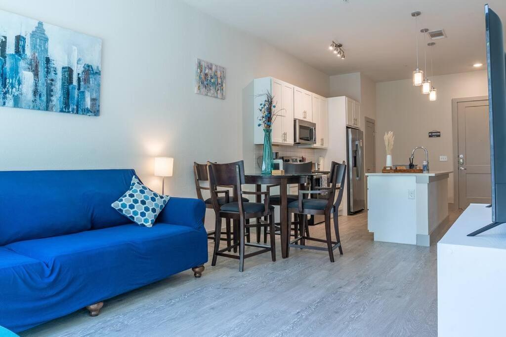 Appartement Beautiful Riverwalk With Full Amenities, King Bed & Free Parking San Antonio